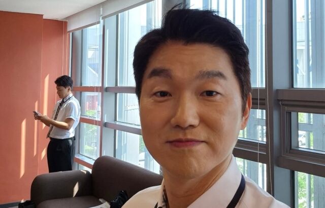 배우 진태현(왼쪽), 박민철 변호사. / 박민철 변호사 인스타그램 캡처