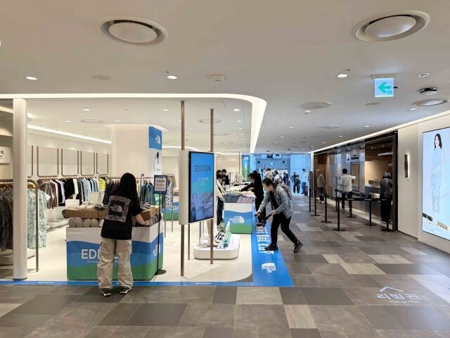 신세계 타임스퀘어점에서 진행 중인 노스페이스 에디션 행사. /신세계백화점