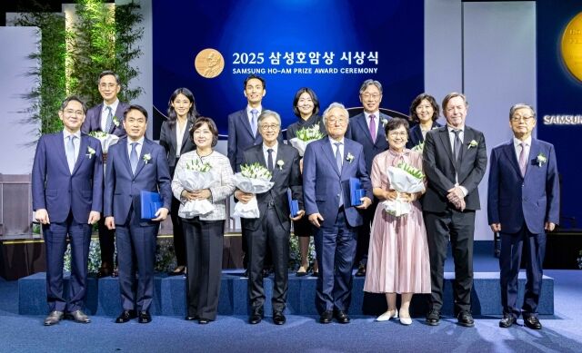 이재용 삼성전자 회장이 30일 오후 서울 중구 신라호텔에서 열린 