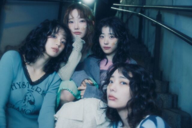 밴드 QWER/타마고 프로덕션