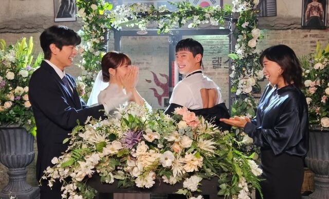 이승우(왼쪽부터), 정은지, 이준영, 이미도. / 이미도 인스타그램 캡처