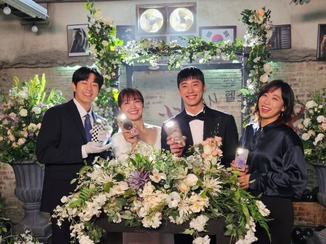 이승우(왼쪽부터), 정은지, 이준영, 이미도. / 이미도 인스타그램 캡처